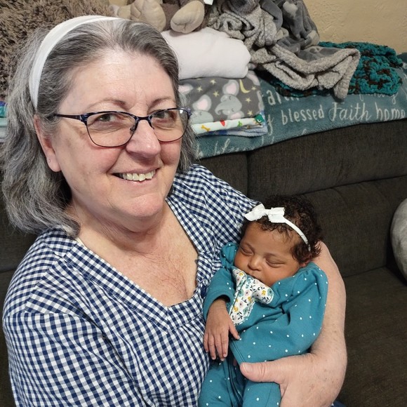 Meet your Posher, Gail - Picture 1 of 1